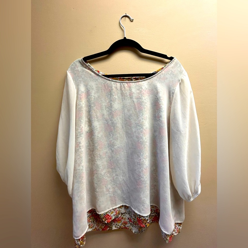 Women’s Floral Hem White Blouse